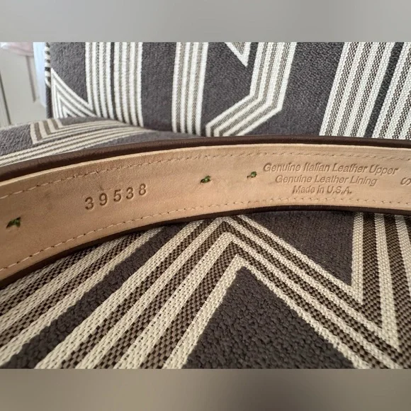 ST. JOHN SOCA Italian Leather Green Metallic Belt Size S/M/L